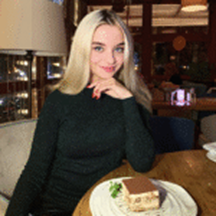 女性プロフィール写真